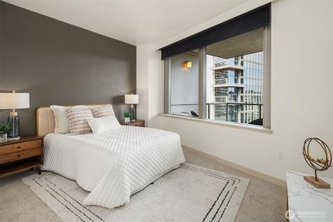 10610 NE 9th Place Bellevue WA 98004