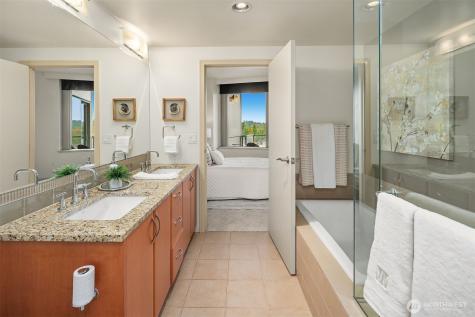 10610 NE 9th Place Bellevue WA 98004