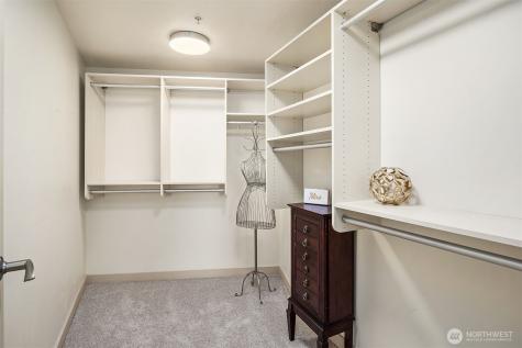 10610 NE 9th Place Bellevue WA 98004