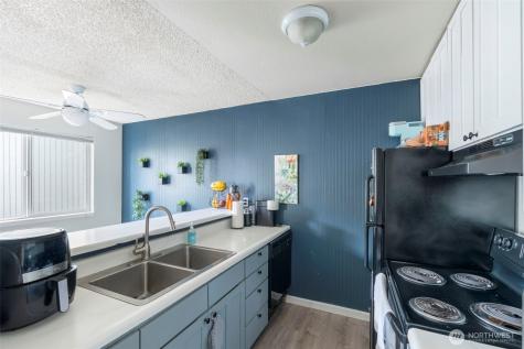 1003 S 308th Federal Way WA 98003
