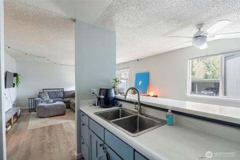 1003 S 308th Federal Way WA 98003