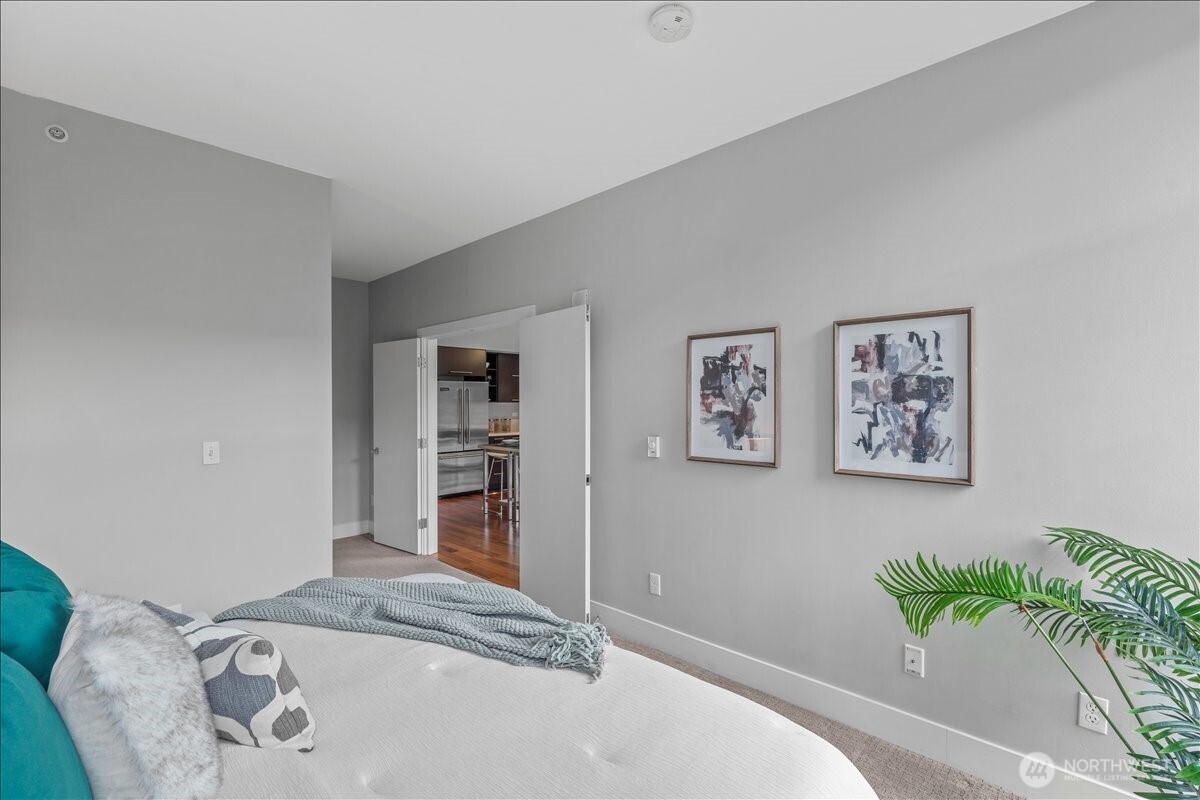 2911 2nd Avenue Seattle WA 98121