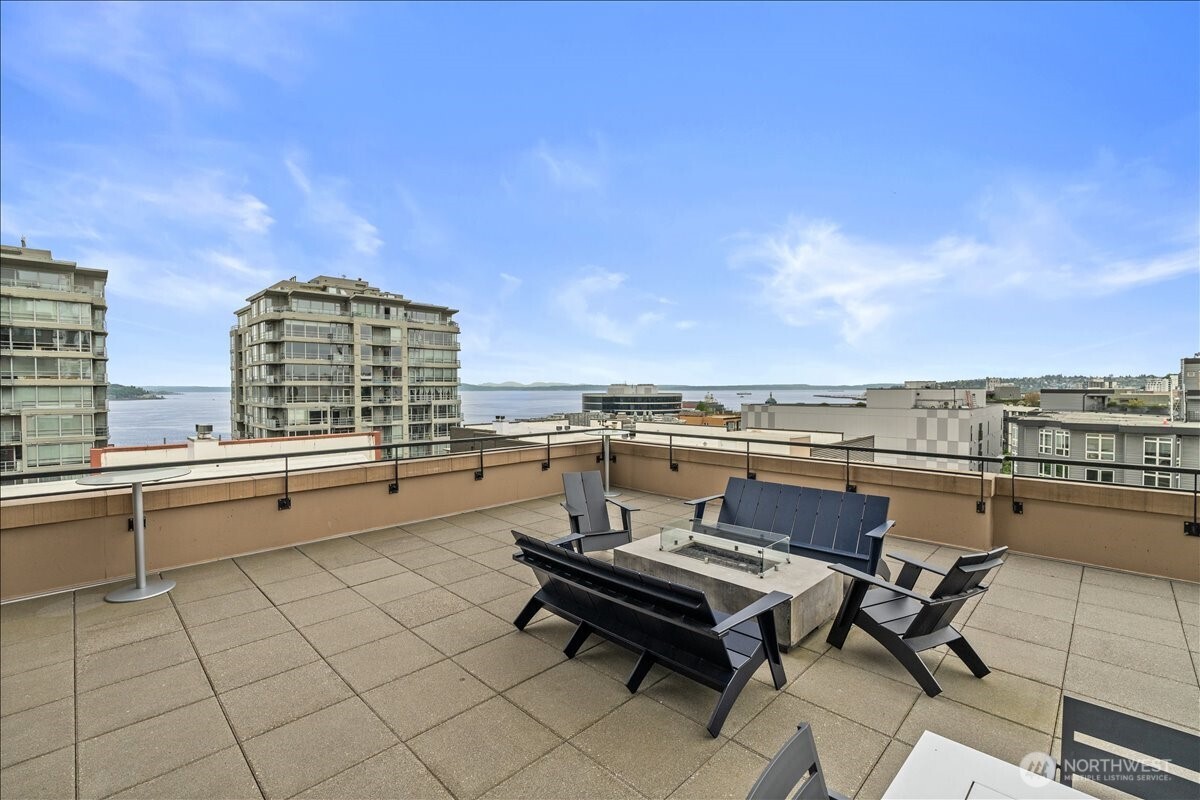 2911 2nd Avenue Seattle WA 98121
