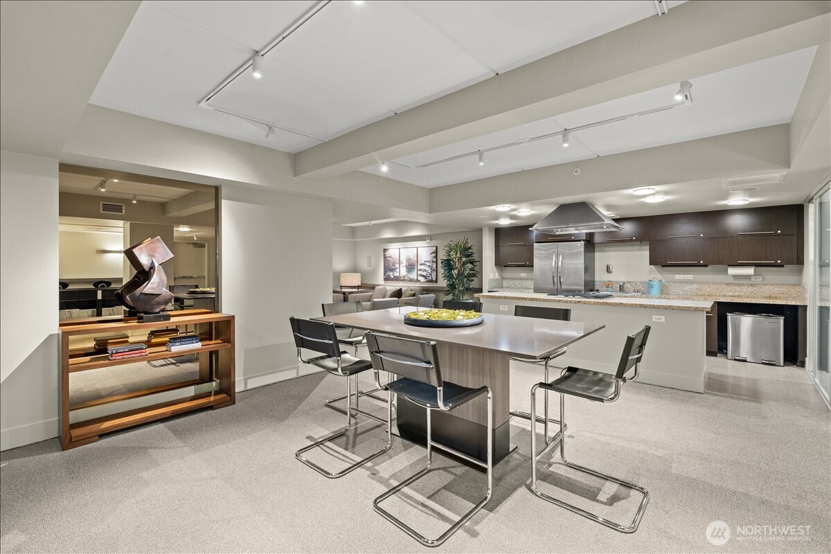 2911 2nd Avenue Seattle WA 98121