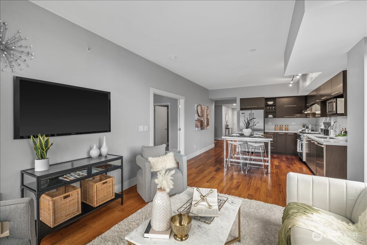 2911 2nd Avenue Seattle WA 98121