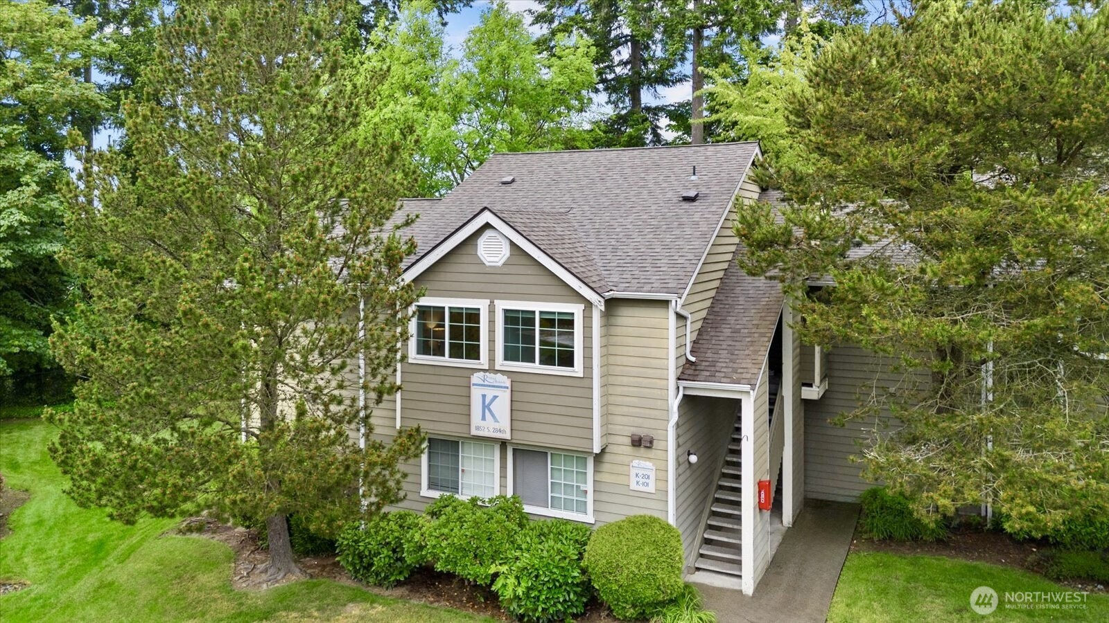 1852 S 284th Lane Federal Way WA 98003