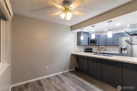 2929 SE Mile Hill Drive Port Orchard WA 98366