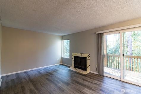 2929 SE Mile Hill Drive Port Orchard WA 98366