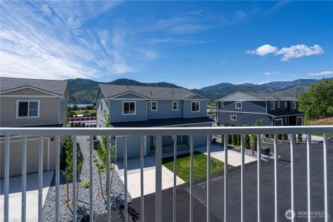 51 Phoebe Lane Manson WA 98831