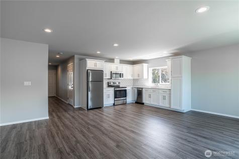 51 Phoebe Lane Manson WA 98831