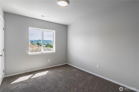 51 Phoebe Lane Manson WA 98831