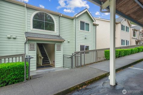 3815 SE 131st Lane SE Bellevue WA 98006