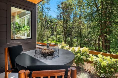 14821 NE 2nd Court Bellevue WA 98007
