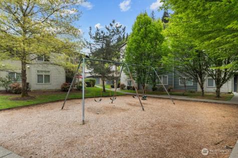 15325 SE 155th Place Renton WA 98058
