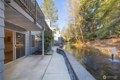 10026 NE 127th Place Kirkland WA 98034