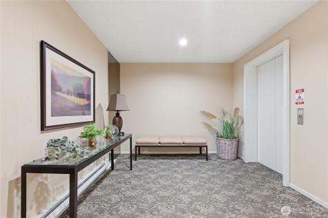 10101 SE 3rd Street Bellevue WA 98004
