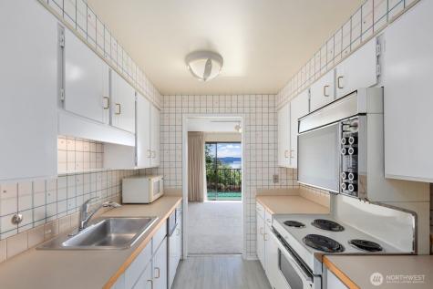 8001 Sand Point Way NE Seattle WA 98115
