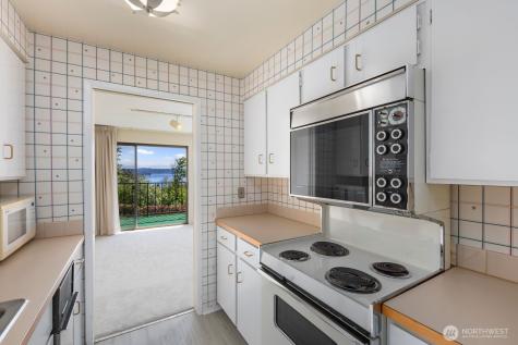 8001 Sand Point Way NE Seattle WA 98115