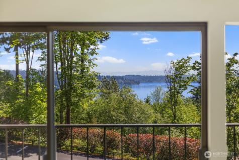 8001 Sand Point Way NE Seattle WA 98115