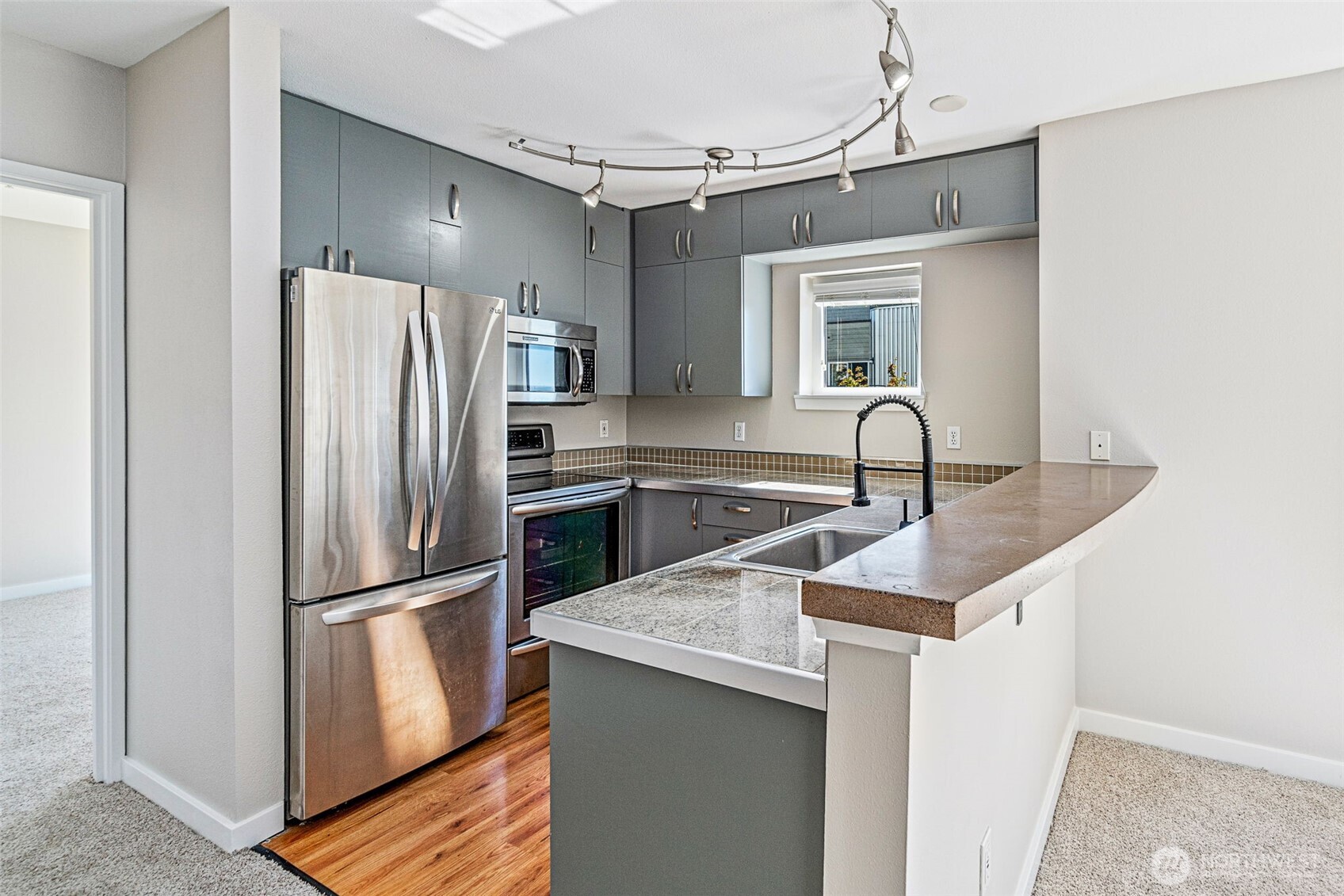 2440 Western Avenue Seattle WA 98121