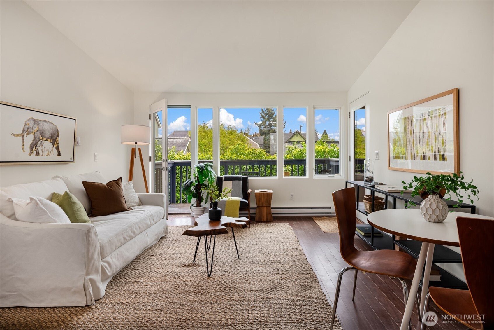 1519 5th Ave W Seattle WA 98119
