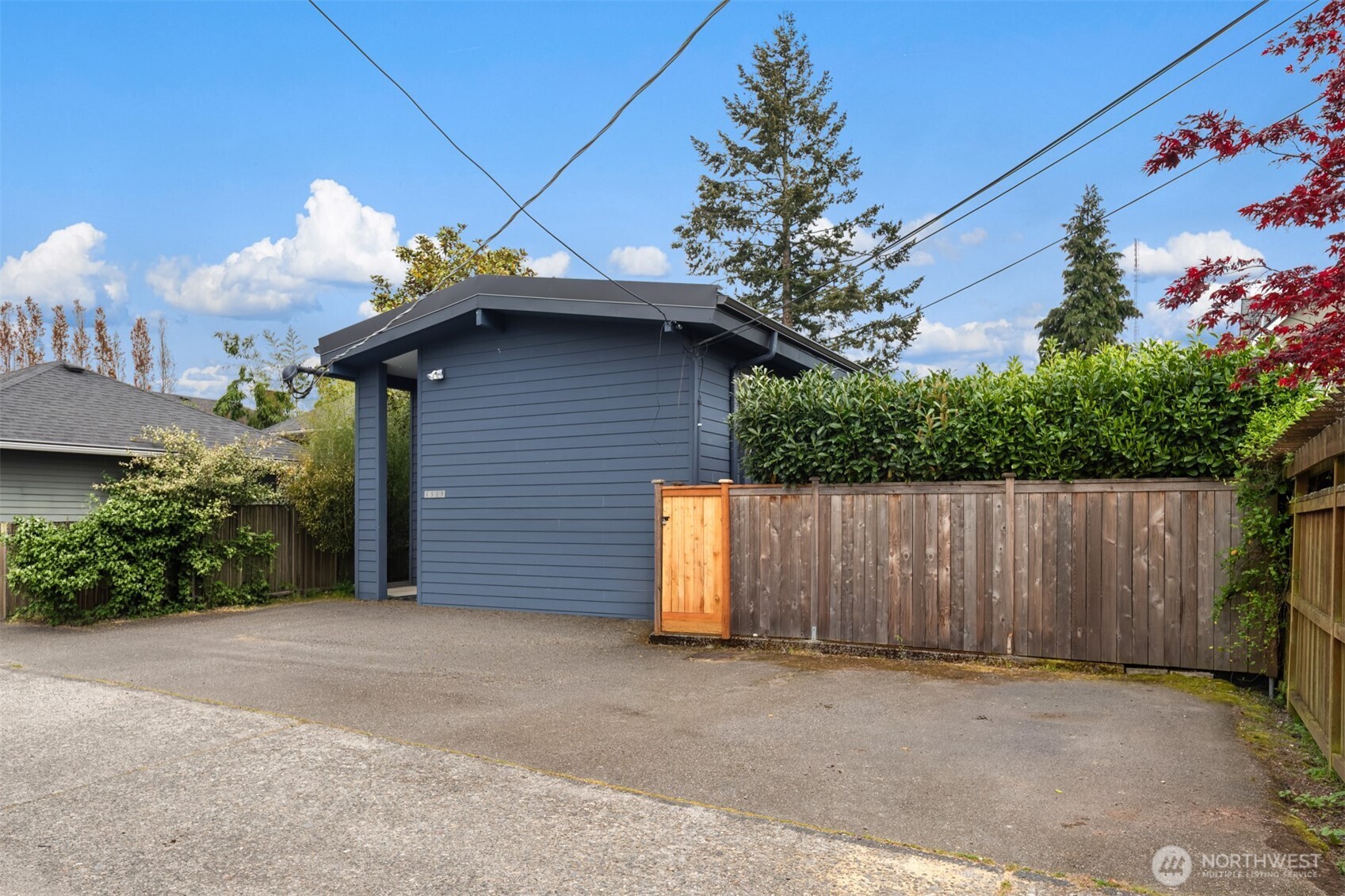 1519 5th Ave W Seattle WA 98119