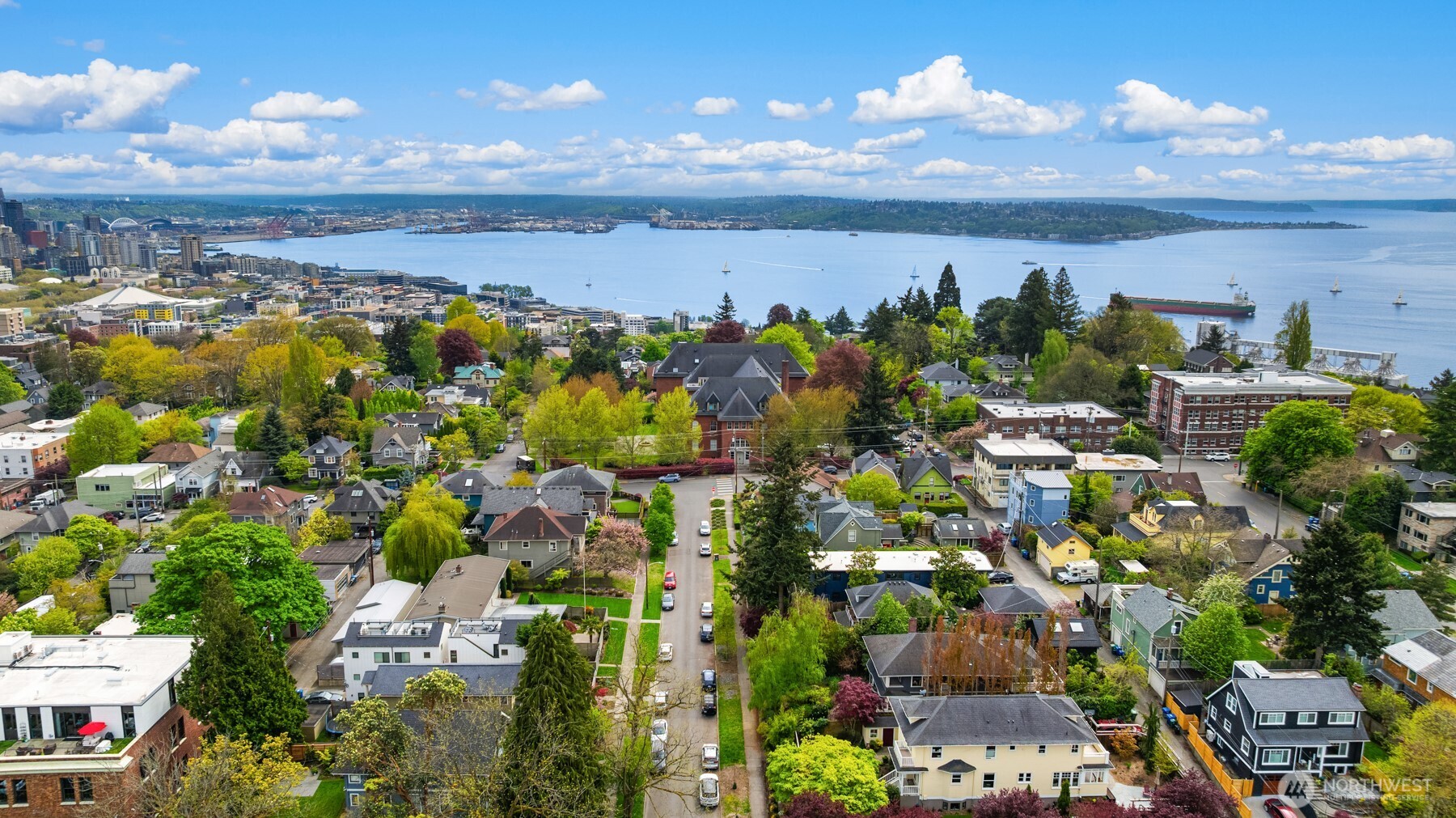 1519 5th Ave W Seattle WA 98119