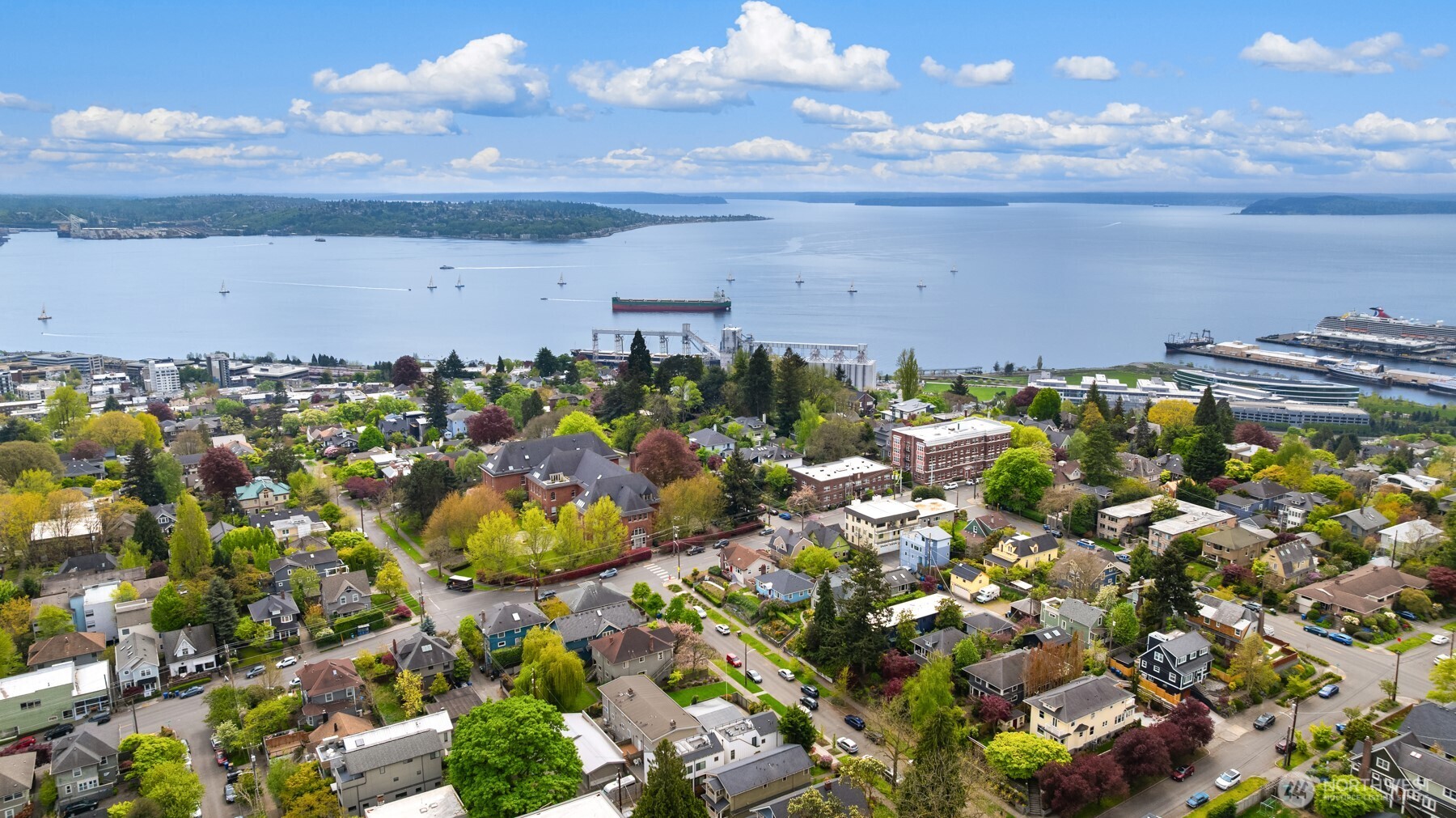 1519 5th Ave W Seattle WA 98119
