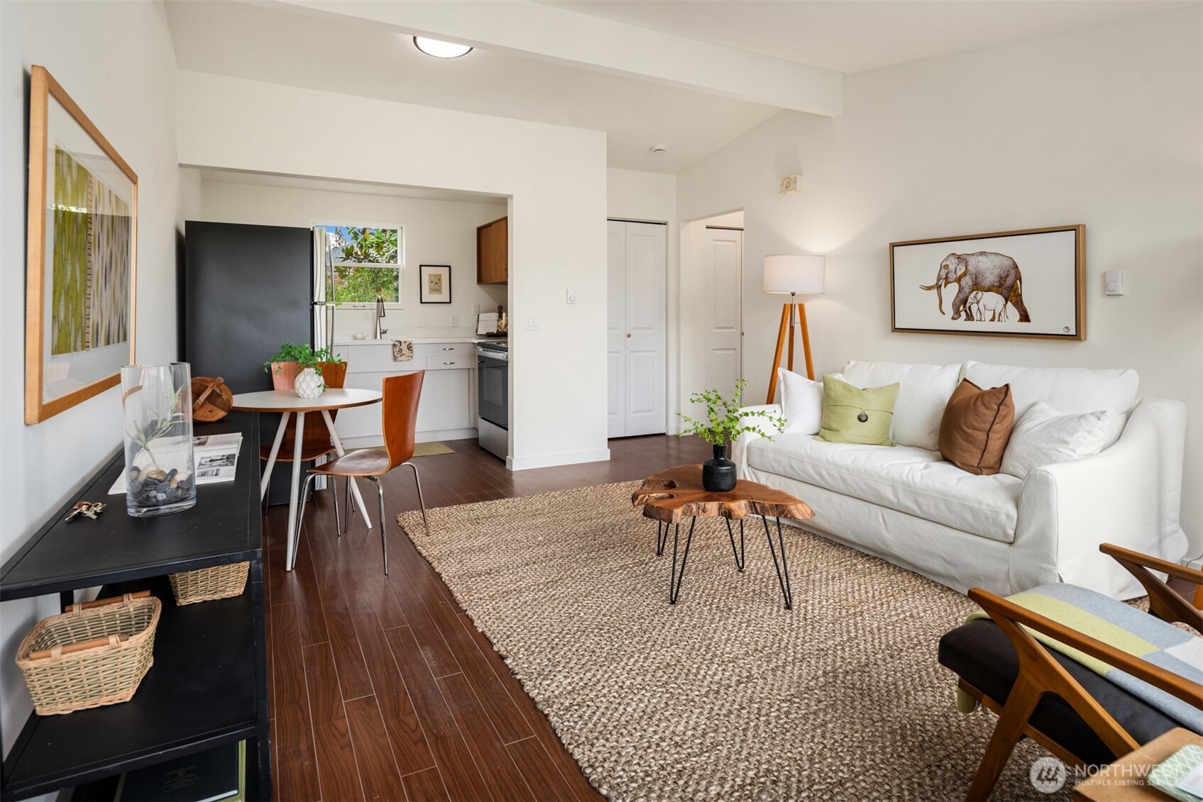 1519 5th Ave W Seattle WA 98119