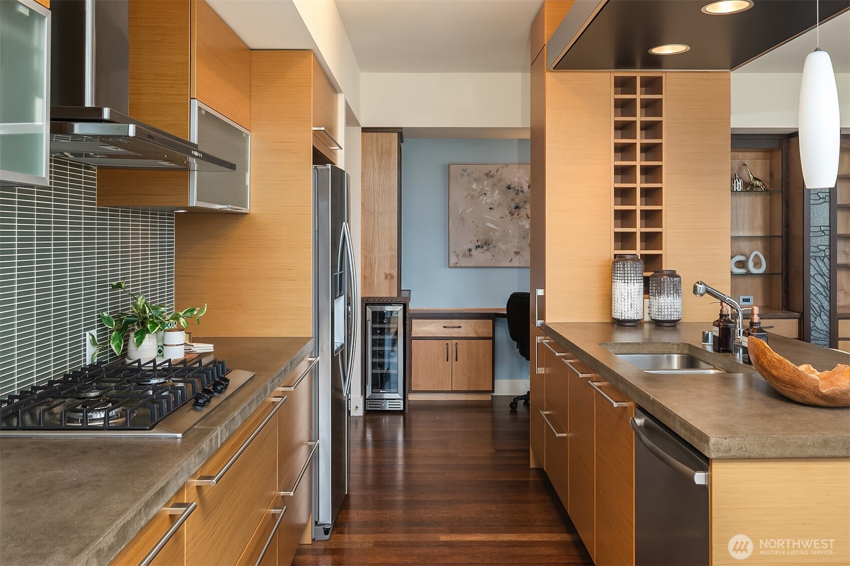 820 Blanchard Street Seattle WA 98121