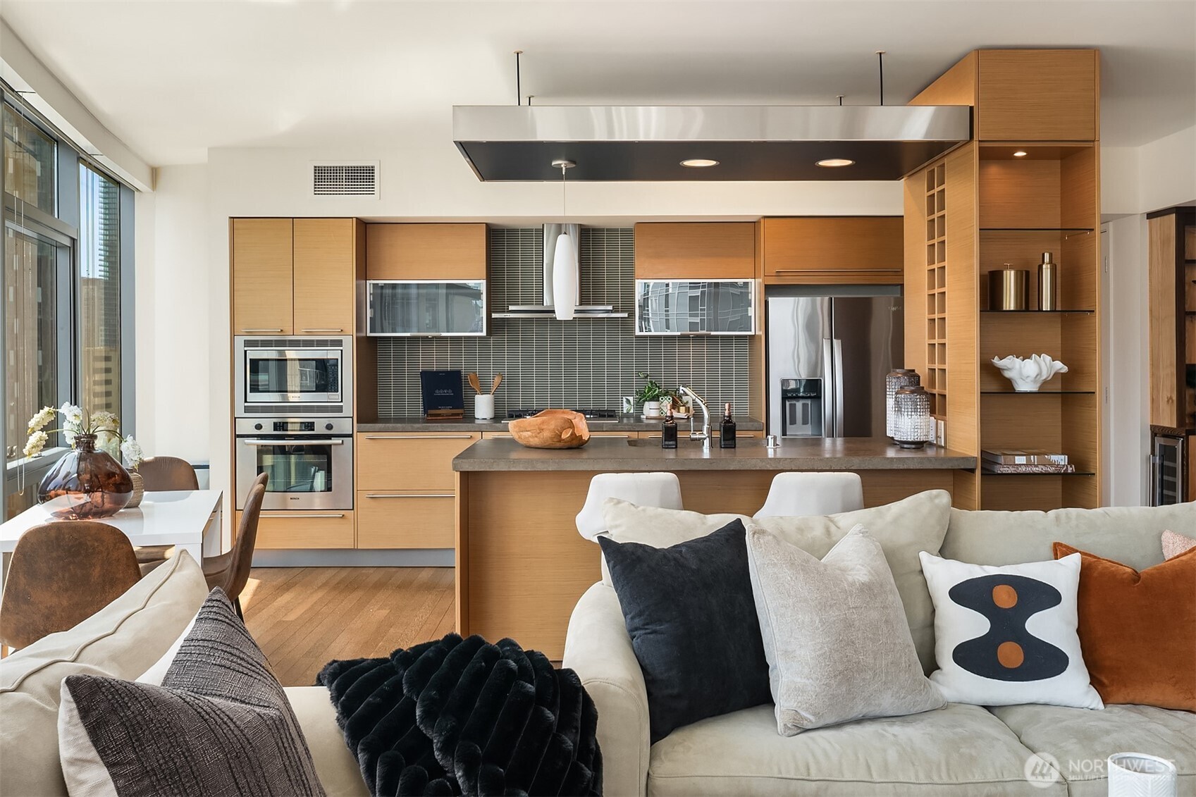 820 Blanchard Street Seattle WA 98121