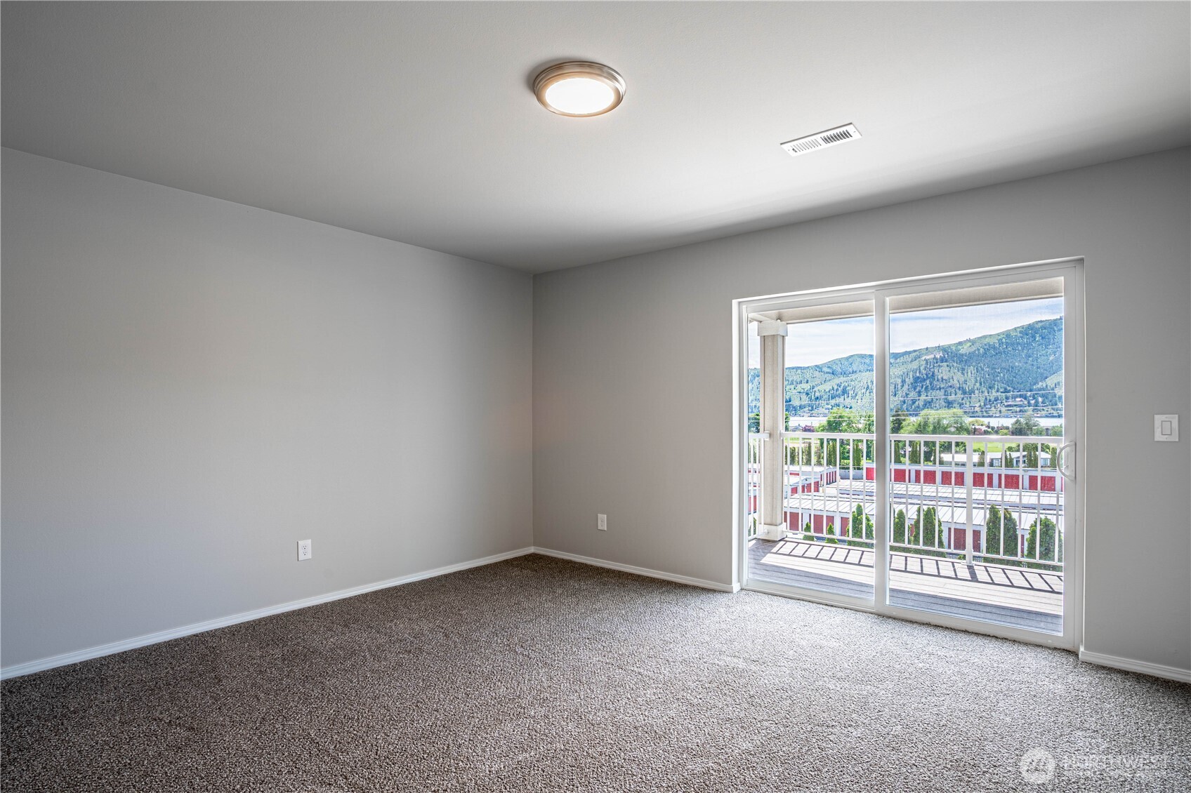 51 Phoebe Lane Manson WA 98831