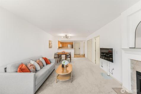 1525 NW 57th Street Seattle WA 98107