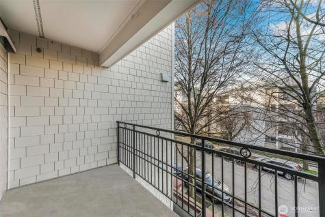 1525 NW 57th Street Seattle WA 98107