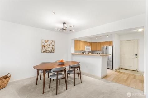 1525 NW 57th Street Seattle WA 98107