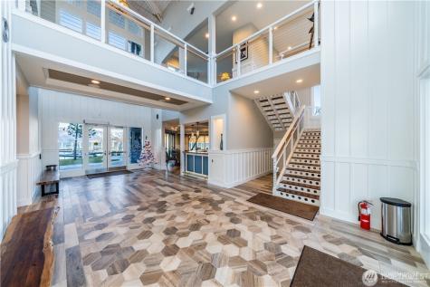 1350 W Woodin Avenue Chelan WA 98816