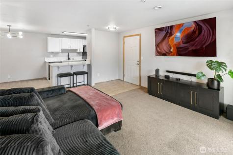 11915 Roseberg Avenue S Seattle WA 98168