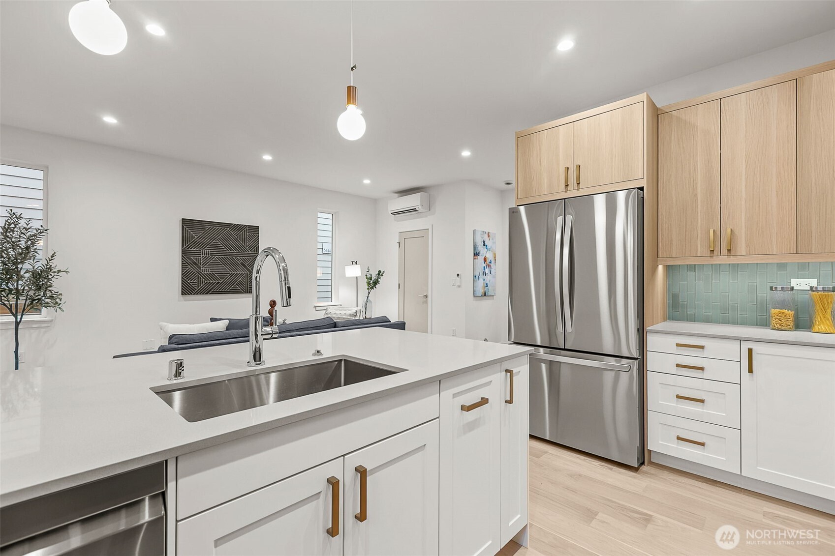 3552 S Dawson Street Seattle WA 98118
