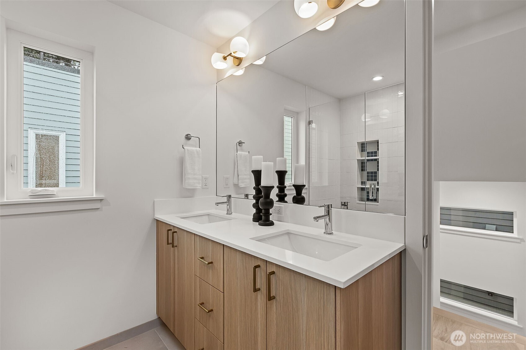 3552 S Dawson Street Seattle WA 98118