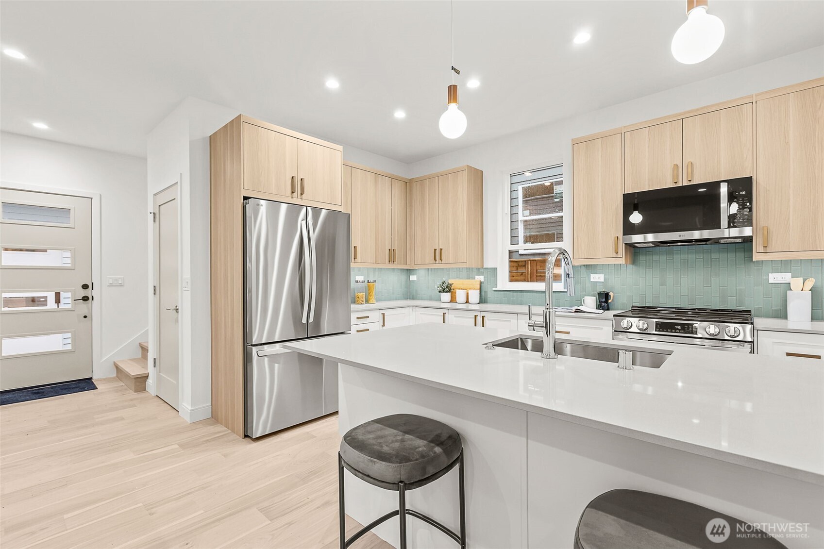 3552 S Dawson Street Seattle WA 98118