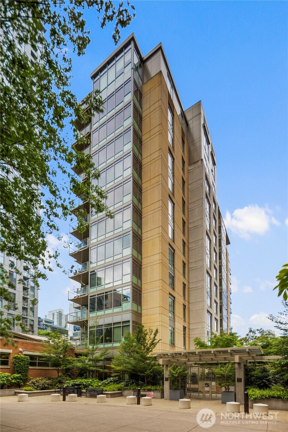 900 Lenora Street Seattle WA 98121
