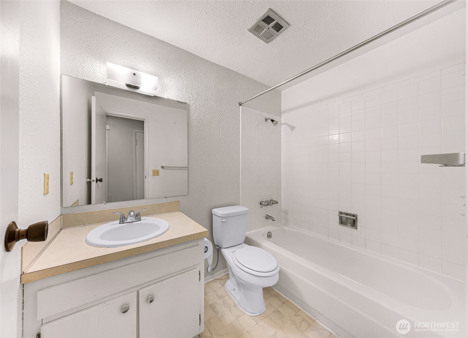 6479 NE 137th Avenue NE Redmond WA 98052