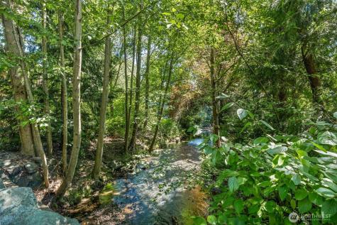 9822 NE 122nd Street Kirkland WA 98034