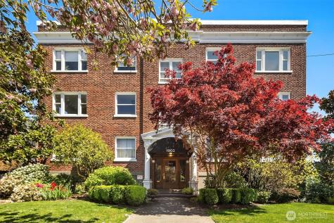 1902 Bigelow Avenue N Seattle WA 98109