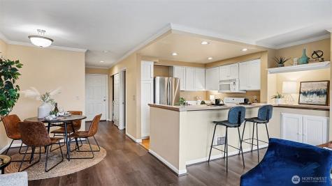 3420 Burke N Seattle WA 98103