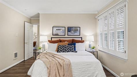 3420 Burke N Seattle WA 98103