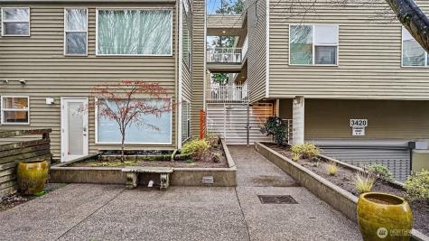 3420 Burke N Seattle WA 98103
