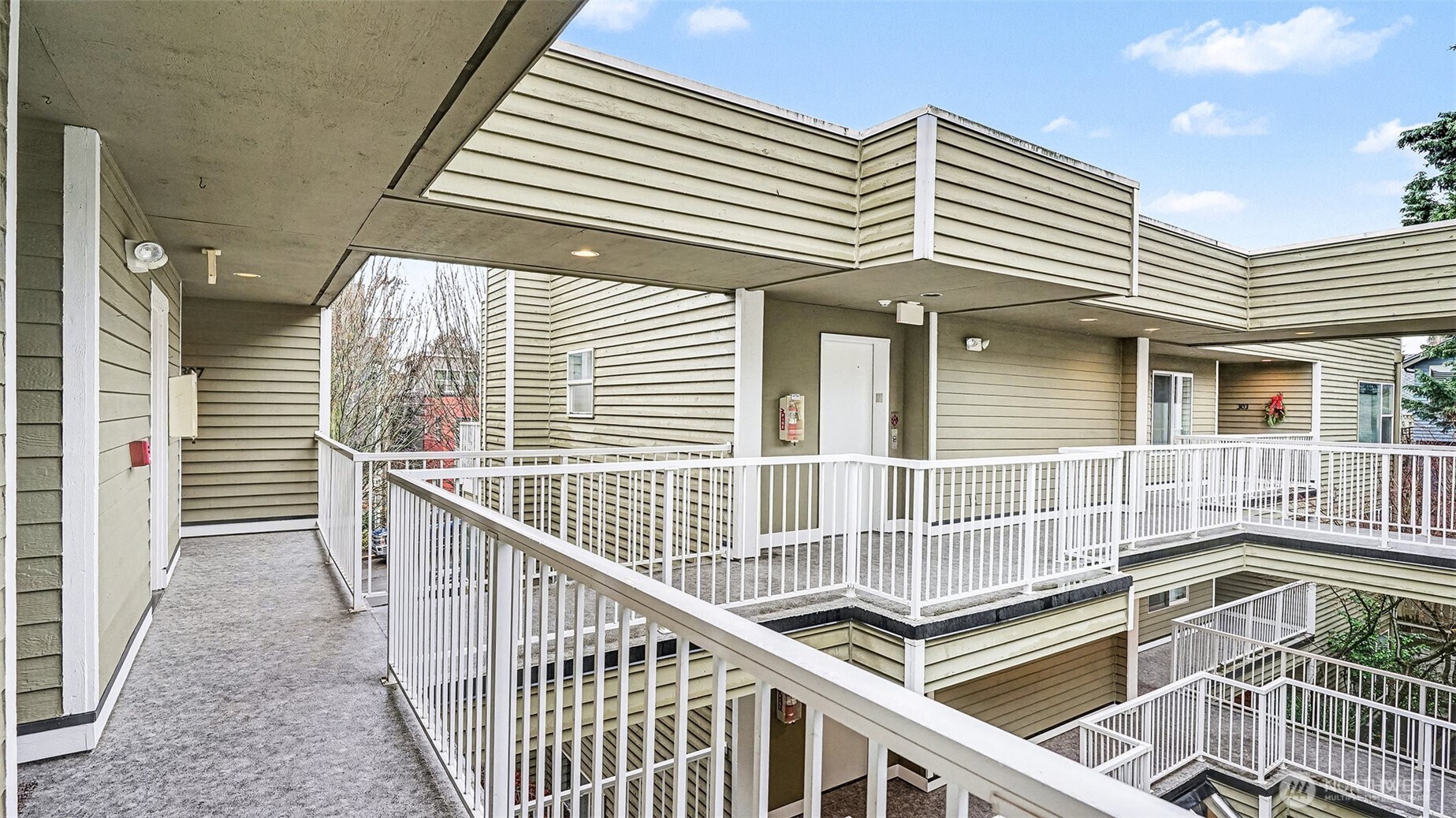 3420 Burke N Seattle WA 98103