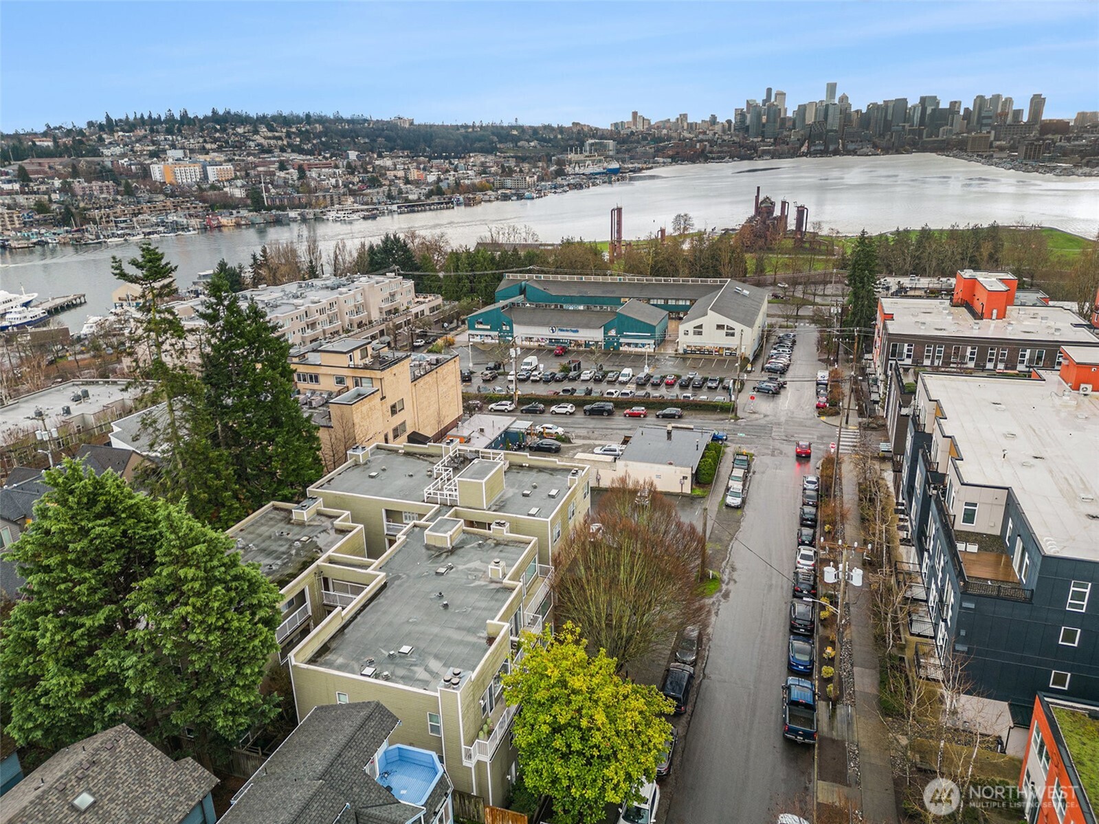 3420 Burke N Seattle WA 98103