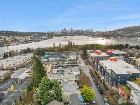 3420 Burke N Seattle WA 98103